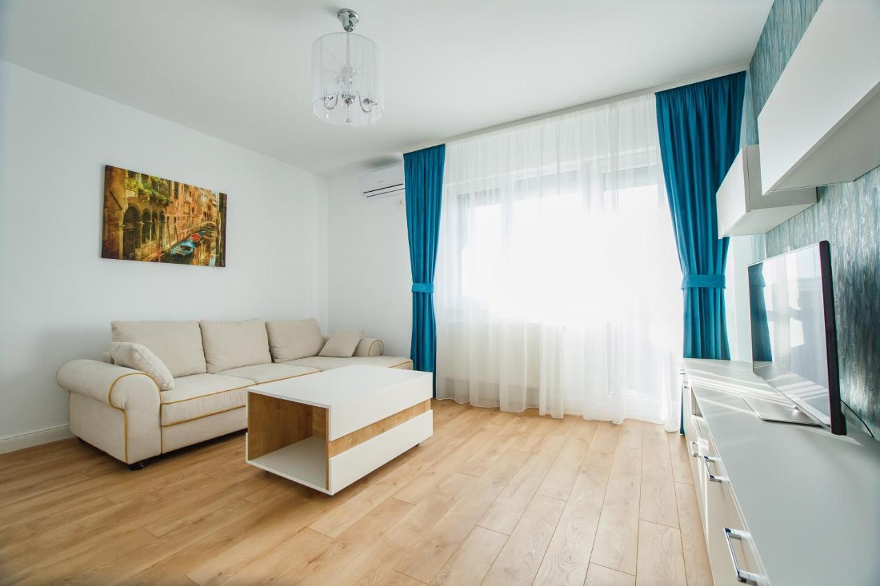 Fantastic Apartment At Prima Residence Oradea Exterior photo