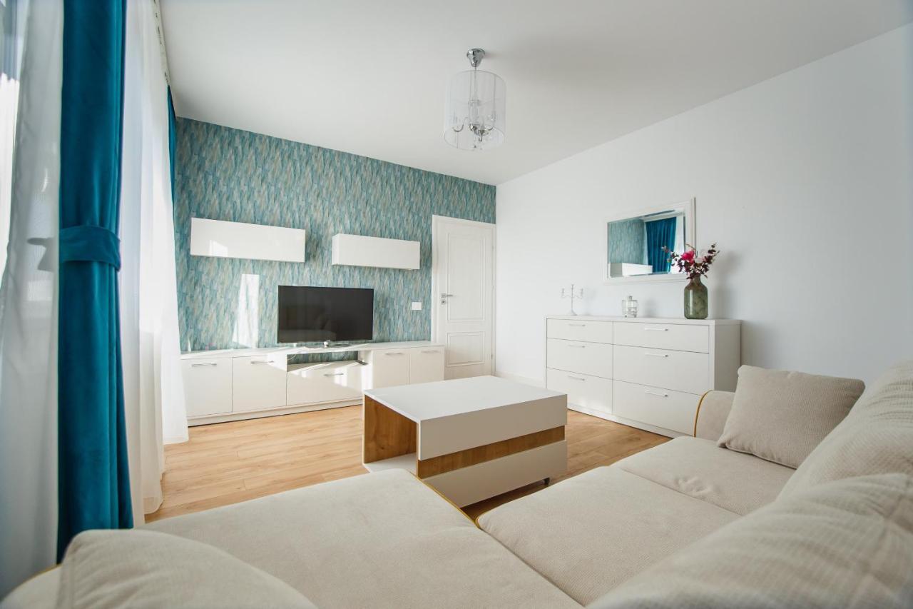 Fantastic Apartment At Prima Residence Oradea Exterior photo